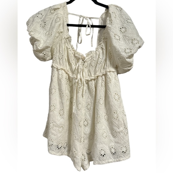 Pilcro Puff-Sleeve Eyelet Romper sz XXSP - Picture 1 of 5